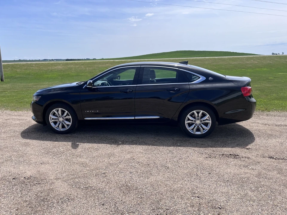 2020 Chevrolet Impala 10th Gen - Image 10 of 20