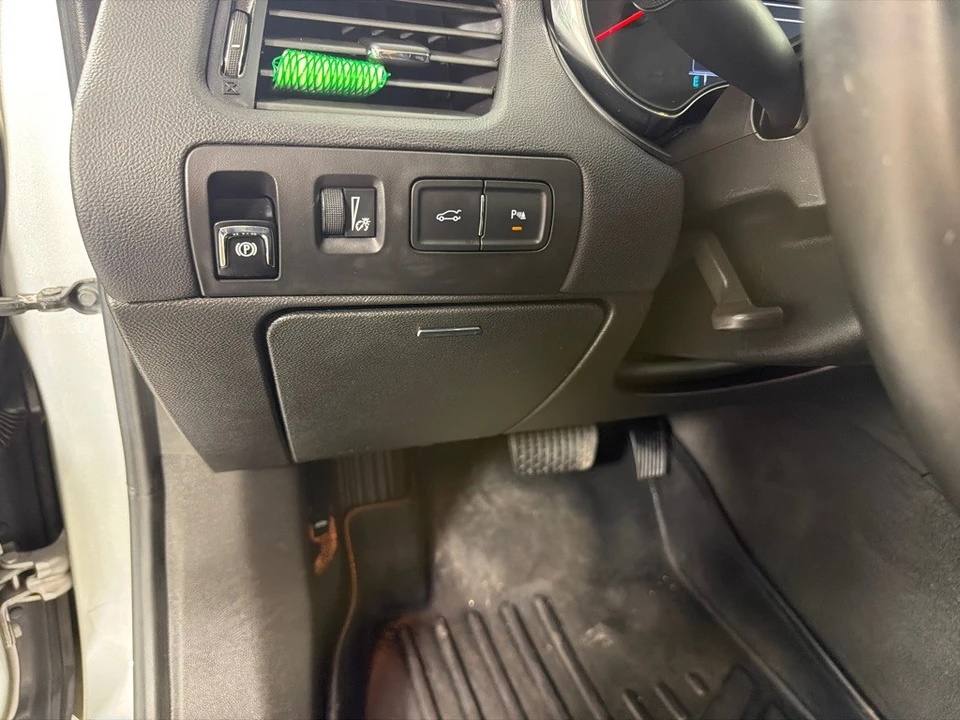 2020 Chevrolet Impala 10th Gen - Image 14 of 26