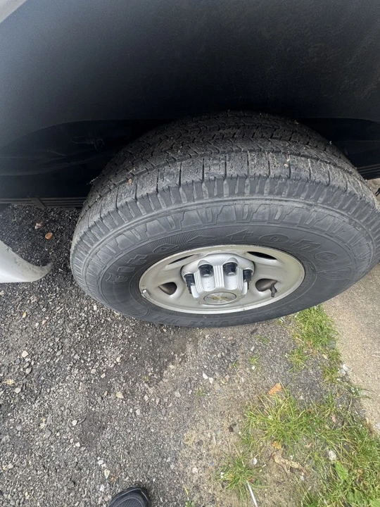 2020 Chevrolet Express - Image 16 of 21