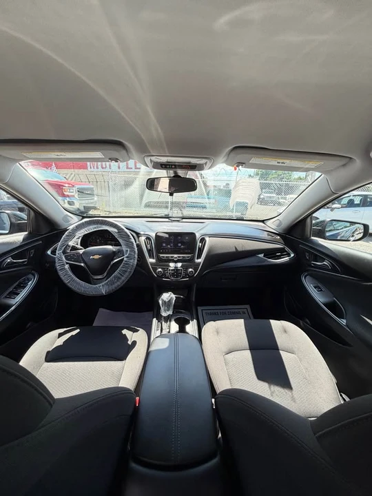 2020 Chevrolet Malibu - Image 8 of 17