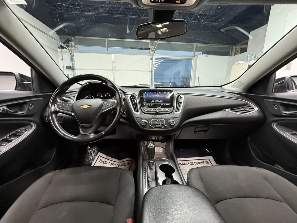 2020 Chevrolet Malibu - Image 15 of 21