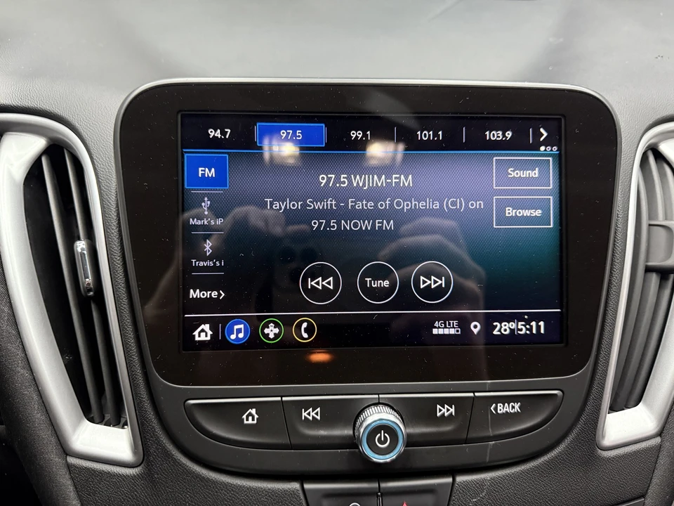 2020 Chevrolet Malibu - Image 13 of 21
