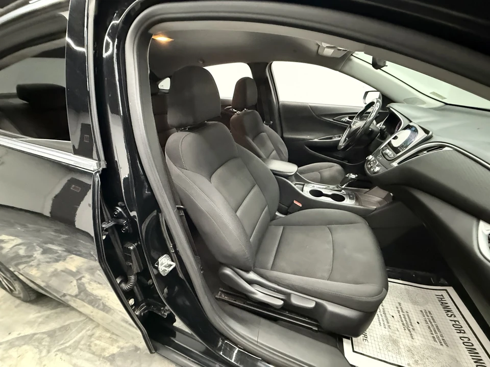 2020 Chevrolet Malibu - Image 21 of 21