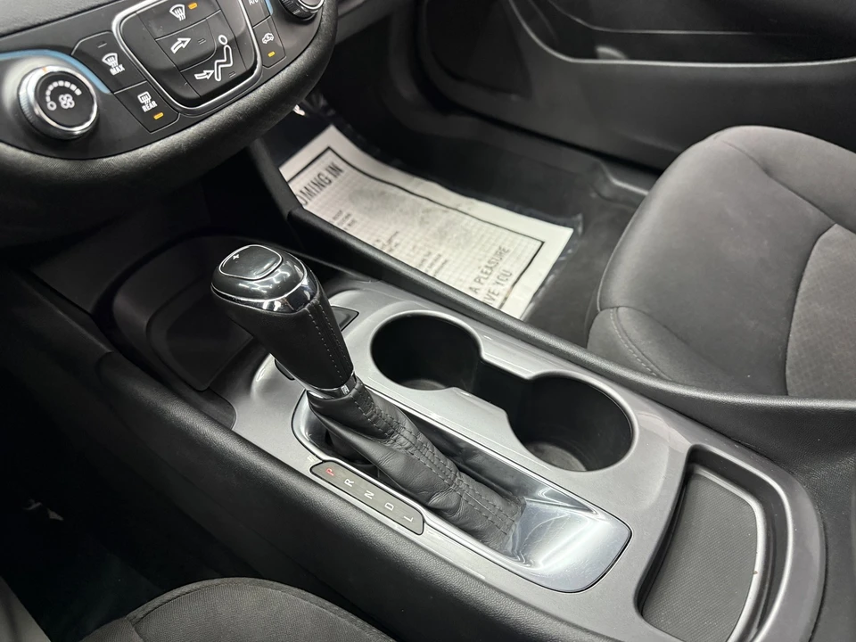 2020 Chevrolet Malibu - Image 20 of 21