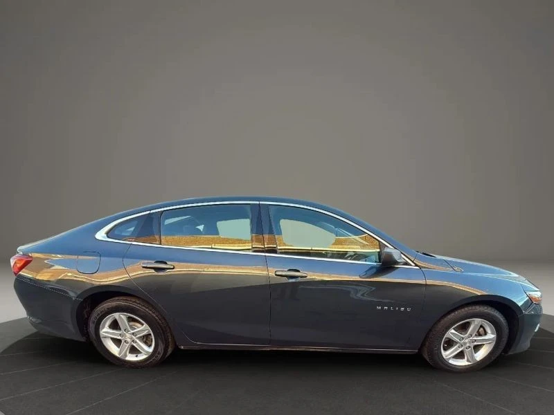 2020 Chevrolet Malibu - Image 4 of 12