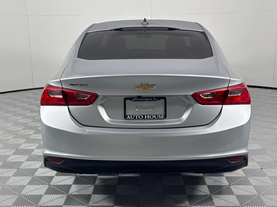 2020 Chevrolet Malibu - Image 6 of 21