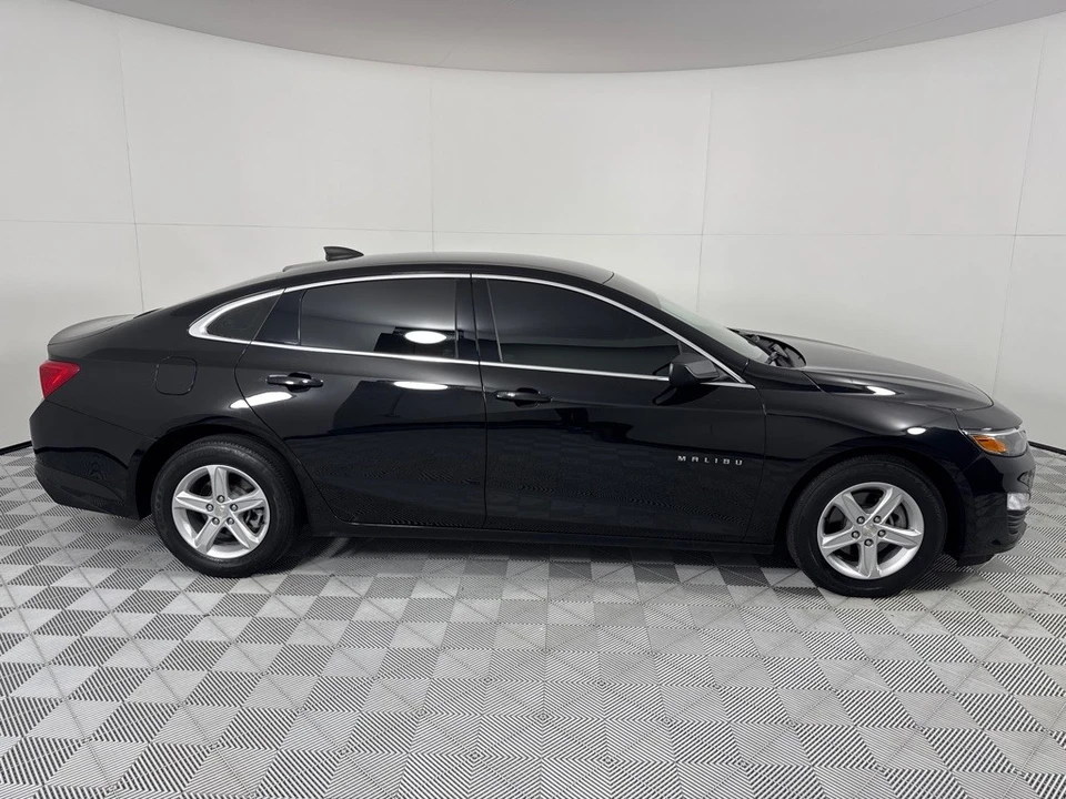 2020 Chevrolet Malibu - Image 4 of 12