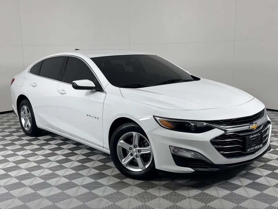 2020 Chevrolet Malibu - Image 2 of 12