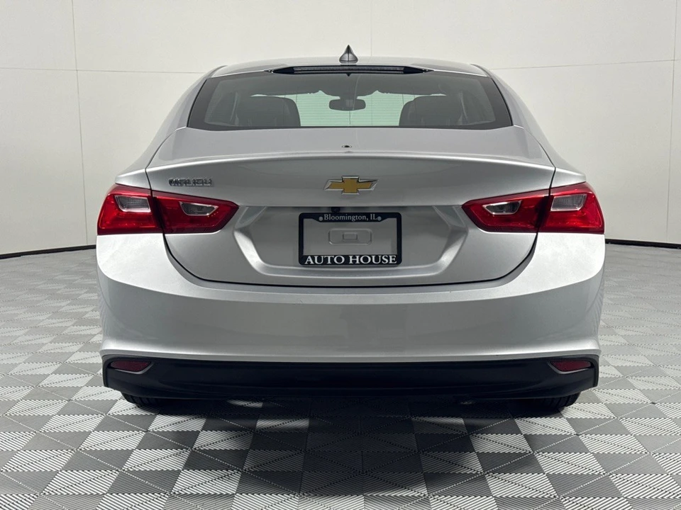 2020 Chevrolet Malibu - Image 4 of 12