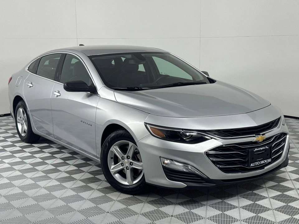 2020 Chevrolet Malibu - Image 2 of 12