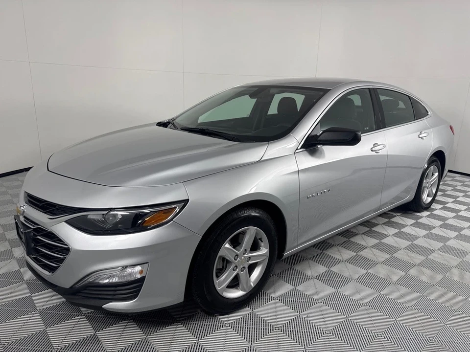 2020 Chevrolet Malibu - Image 6 of 12