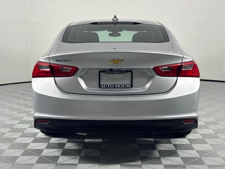 2020 Chevrolet Malibu - Image 4 of 12
