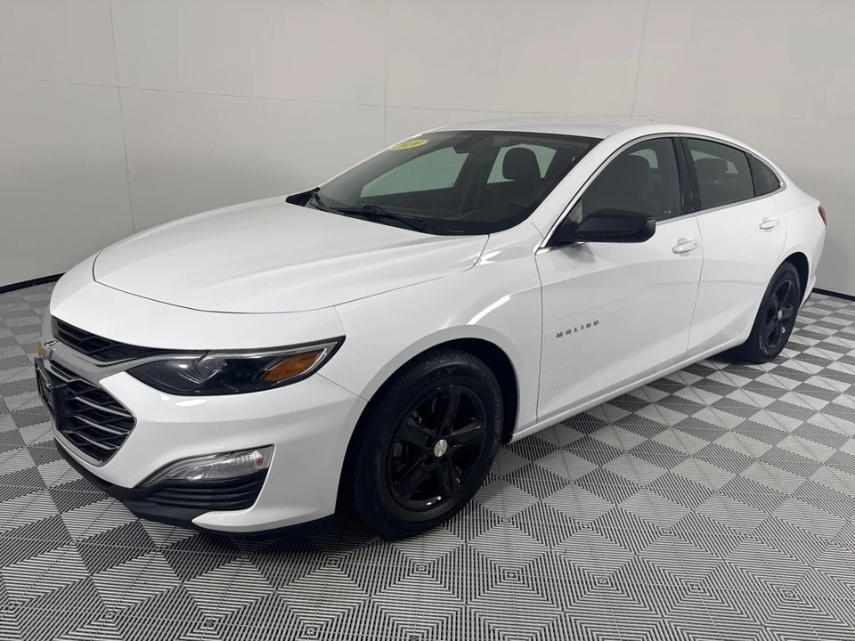 2020 Chevrolet Malibu - Image 10 of 12