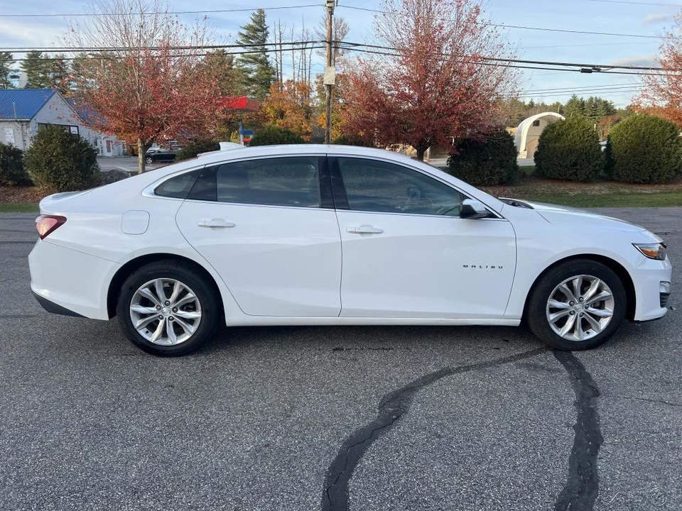 2020 Chevrolet Malibu - Image 2 of 12