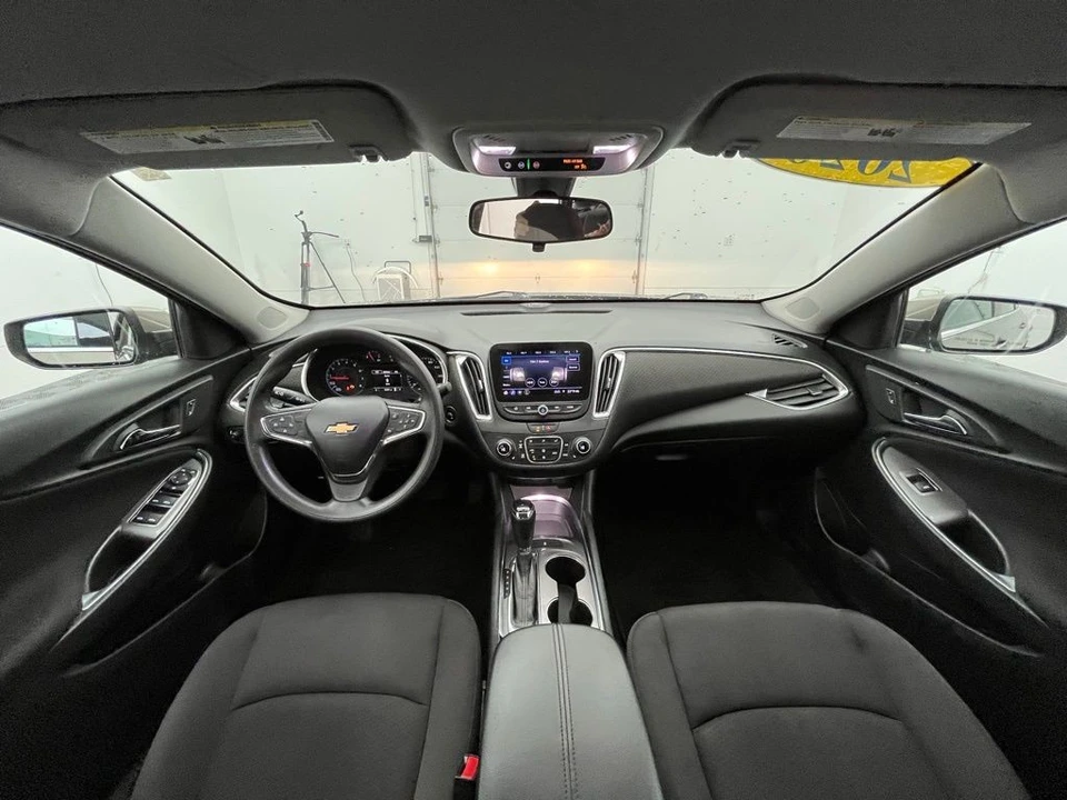 2020 Chevrolet Malibu - Image 2 of 12