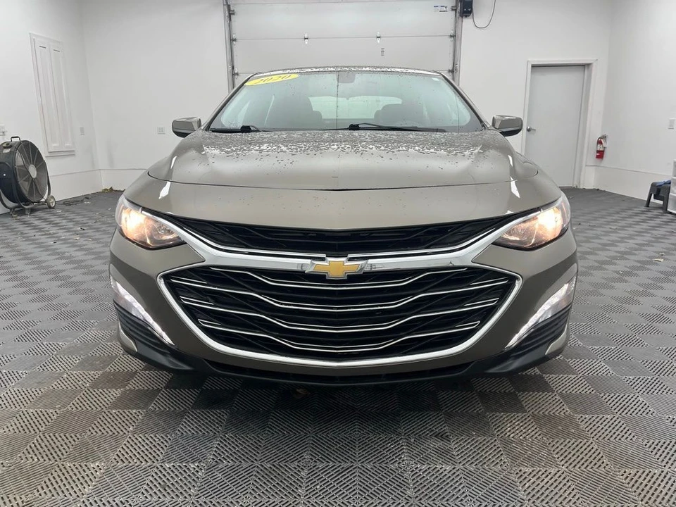 2020 Chevrolet Malibu - Image 11 of 12