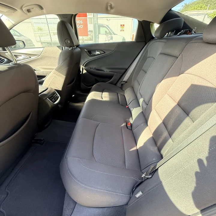 2020 Chevrolet Malibu - Image 8 of 15