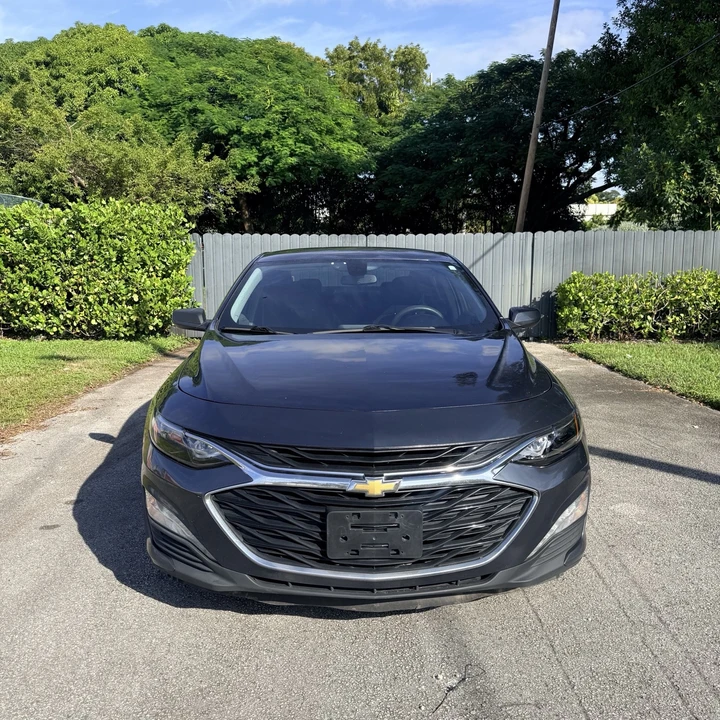 2020 Chevrolet Malibu - Image 2 of 15