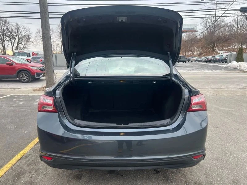 2020 Chevrolet Malibu - Image 9 of 12