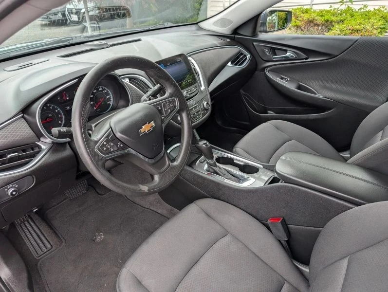 2020 Chevrolet Malibu - Image 8 of 12