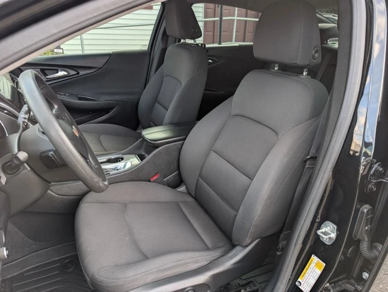 2020 Chevrolet Malibu - Image 8 of 12