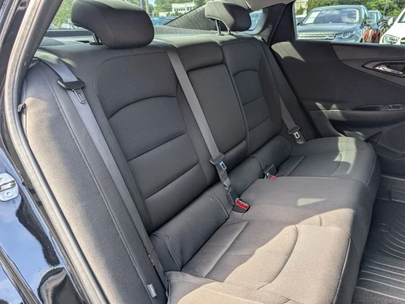 2020 Chevrolet Malibu - Image 10 of 12