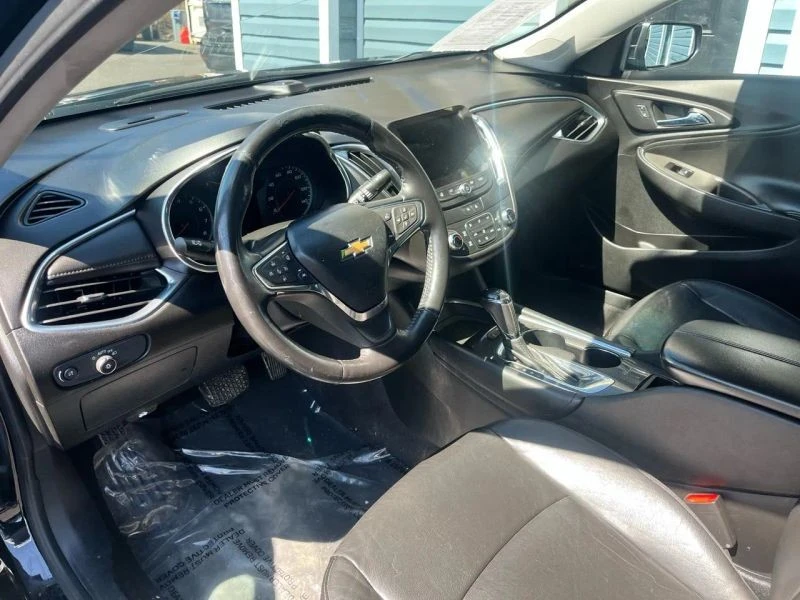 2020 Chevrolet Malibu - Image 11 of 12