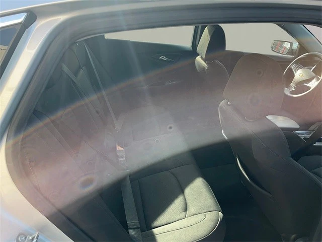 2020 Chevrolet Malibu - Image 19 of 21