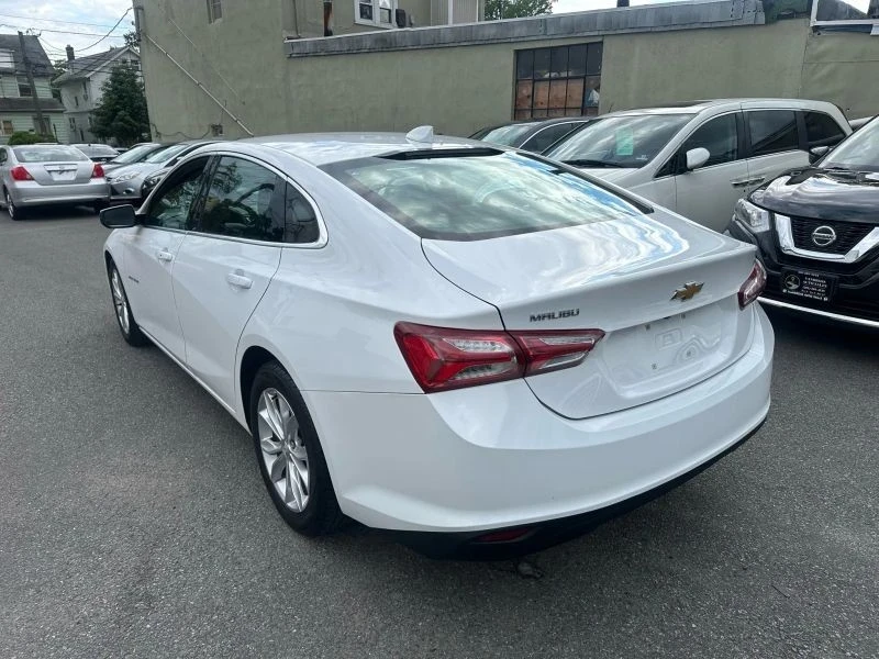 2020 Chevrolet Malibu - Image 5 of 12