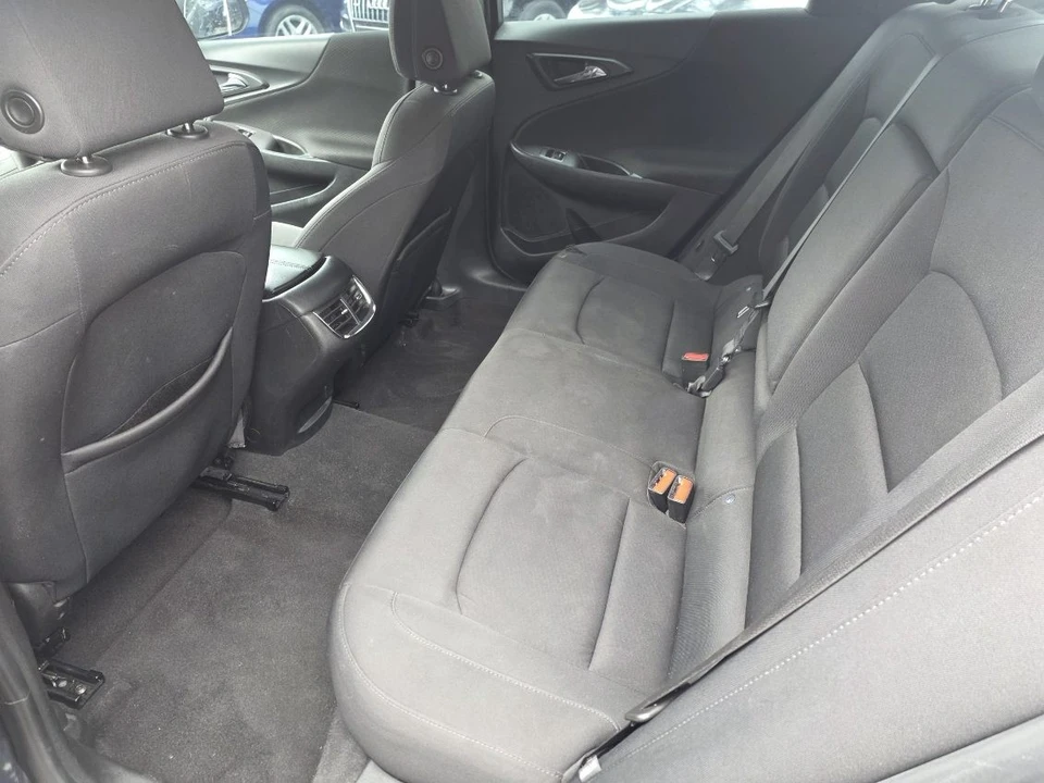 2020 Chevrolet Malibu - Image 11 of 14