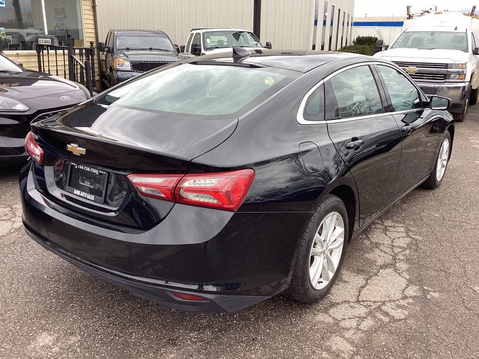 2020 Chevrolet Malibu - Image 9 of 21