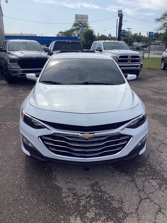 2020 Chevrolet Malibu - Image 3 of 21