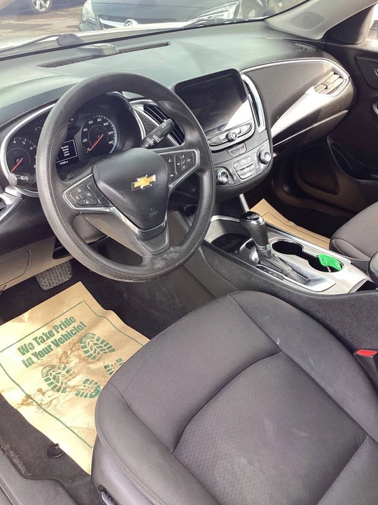 2020 Chevrolet Malibu - Image 16 of 21
