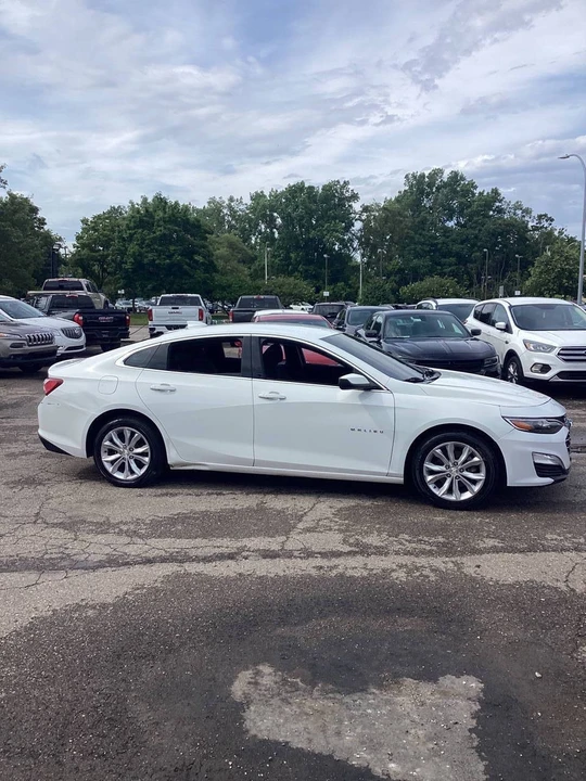 2020 Chevrolet Malibu - Image 6 of 21