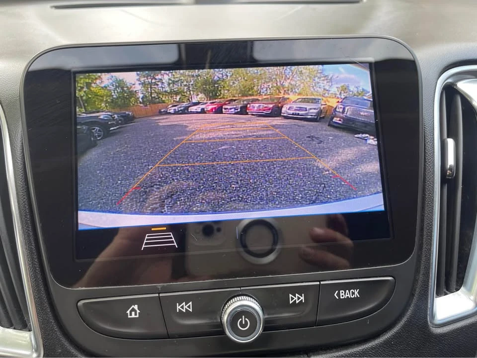 2020 Chevrolet Malibu - Image 11 of 11