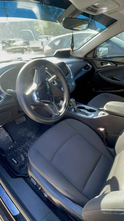 2020 Chevrolet Malibu - Image 4 of 5