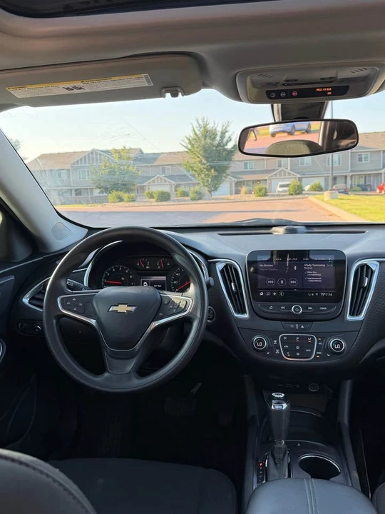 2020 Chevrolet Malibu - Image 12 of 14