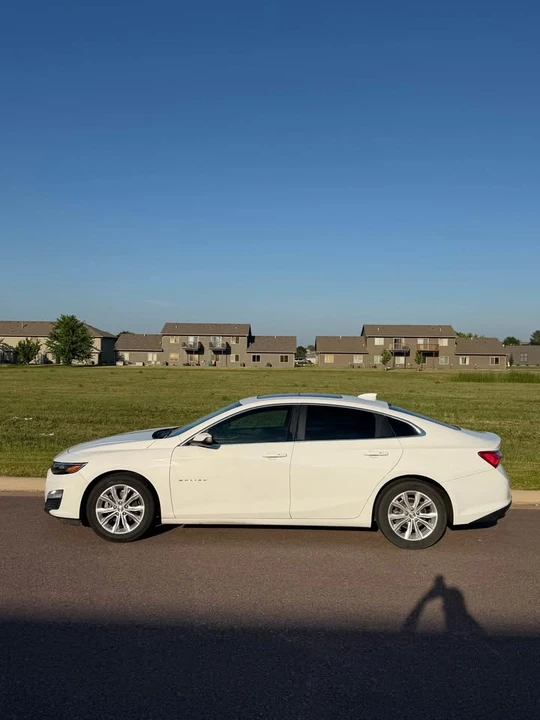 2020 Chevrolet Malibu - Image 6 of 14