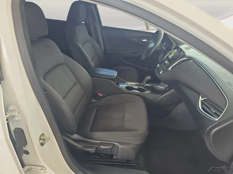 2020 Chevrolet Malibu - Image 19 of 21