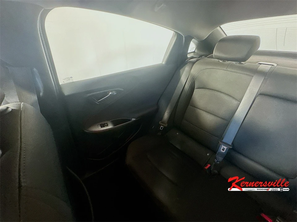 2020 Chevrolet Malibu - Image 12 of 21