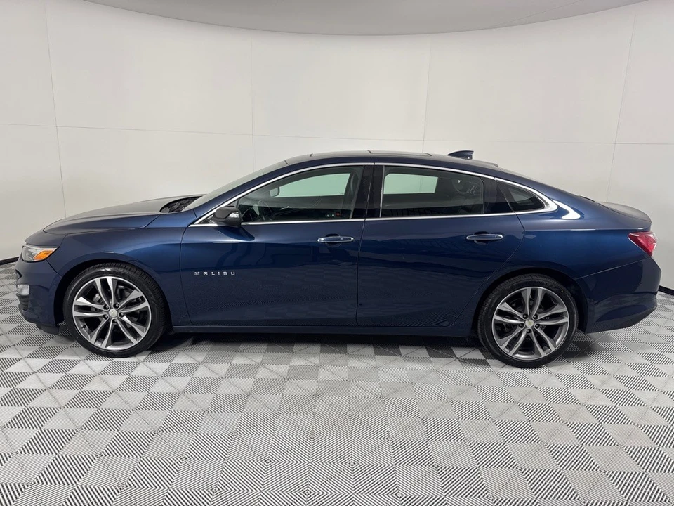 2020 Chevrolet Malibu - Image 9 of 12