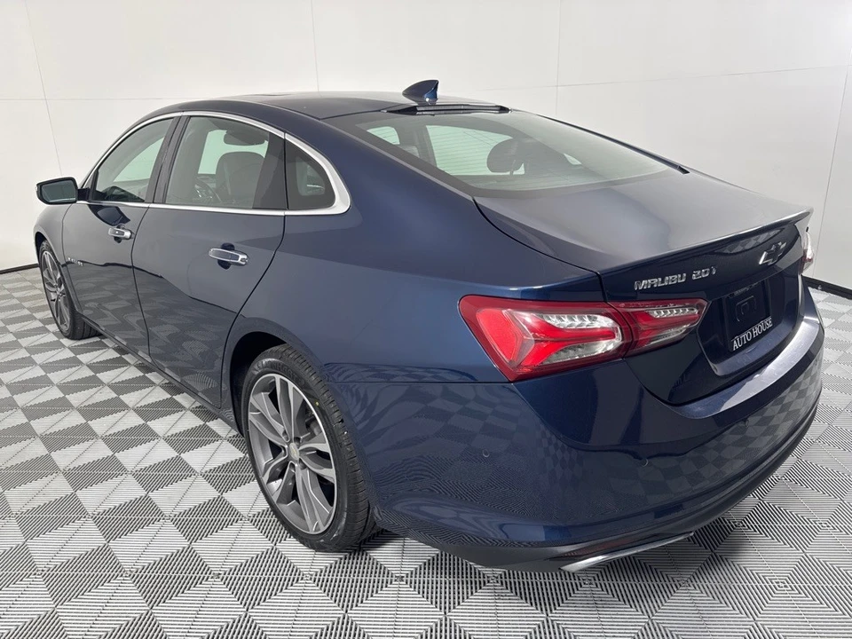 2020 Chevrolet Malibu - Image 8 of 12
