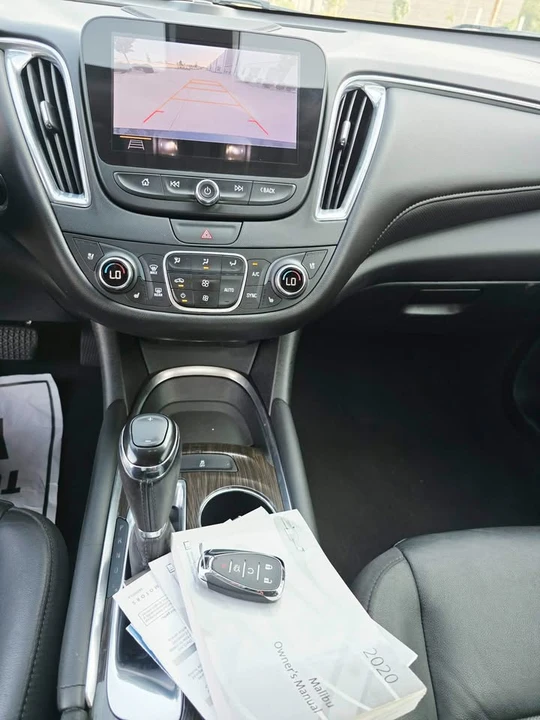 2020 Chevrolet Malibu - Image 13 of 20