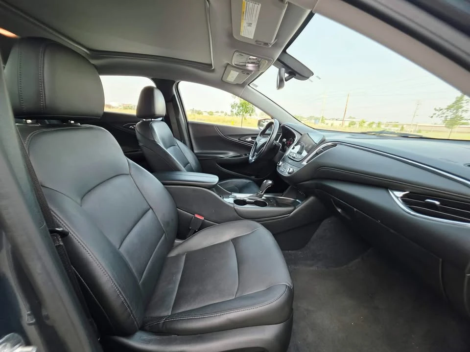 2020 Chevrolet Malibu - Image 17 of 20