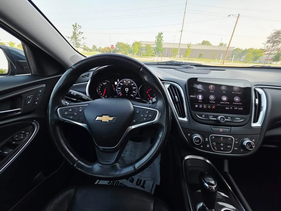 2020 Chevrolet Malibu - Image 11 of 20