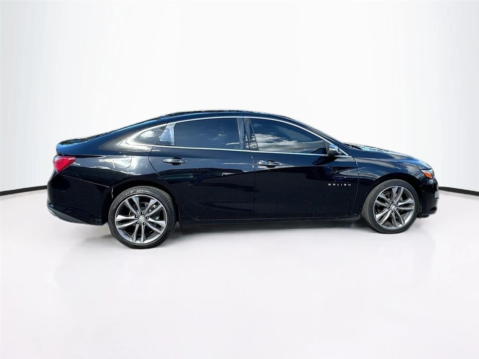 2020 Chevrolet Malibu - Image 8 of 16