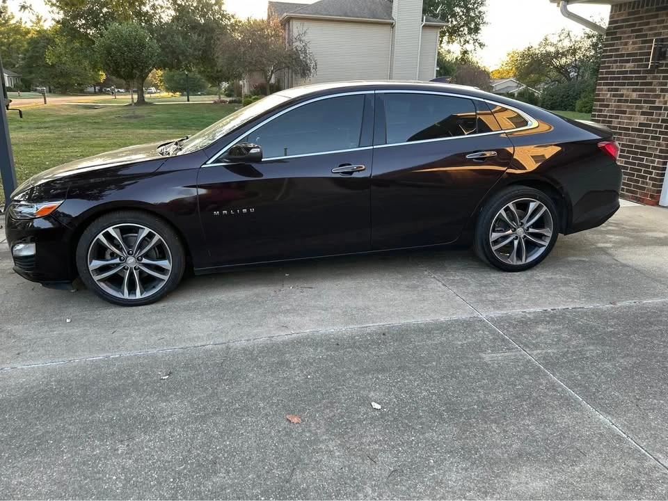 2020 Chevrolet Malibu - Image 2 of 20