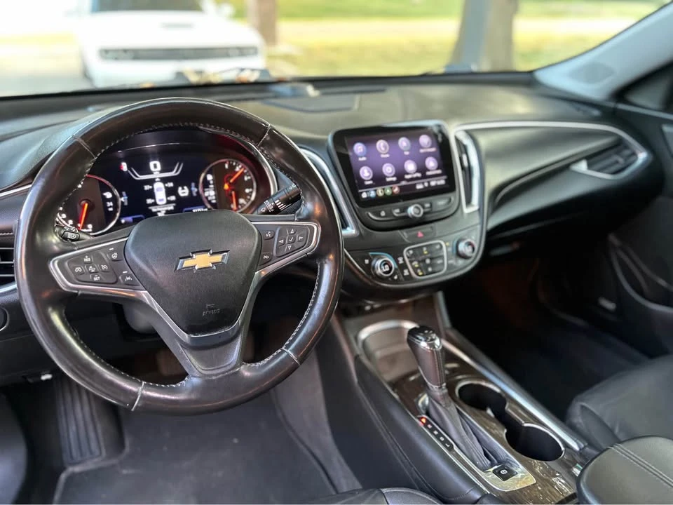 2020 Chevrolet Malibu - Image 10 of 20