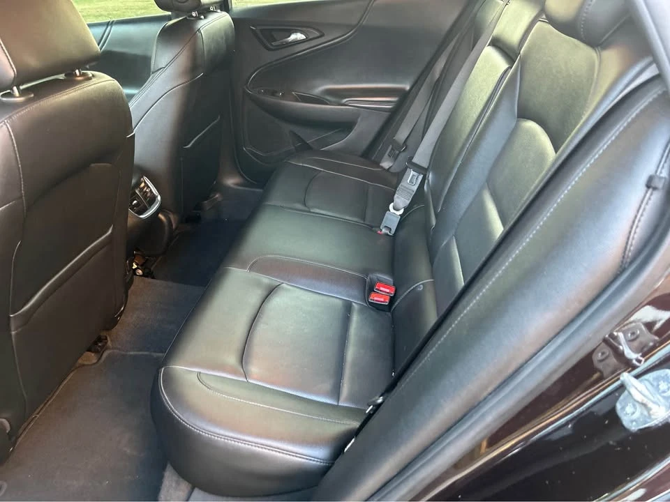 2020 Chevrolet Malibu - Image 11 of 20