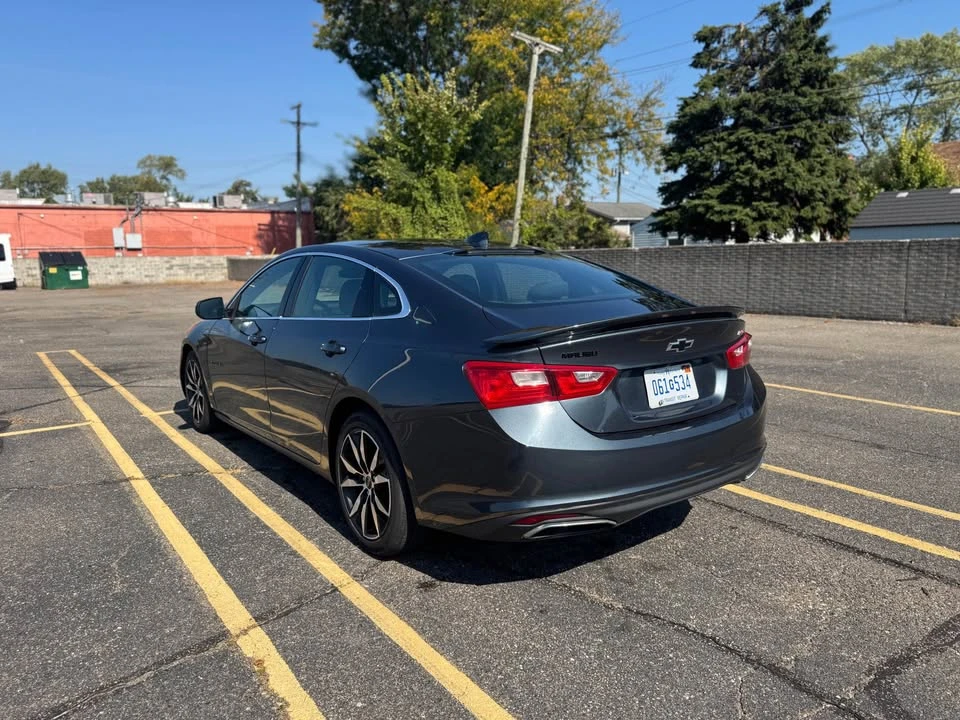 2020 Chevrolet Malibu - Image 4 of 10